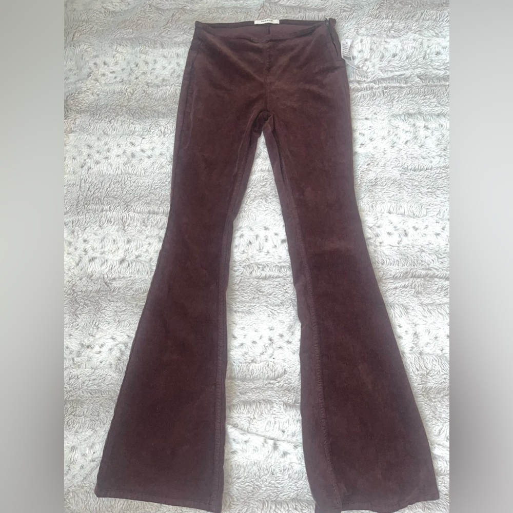 Lowrise flare jeans ✨